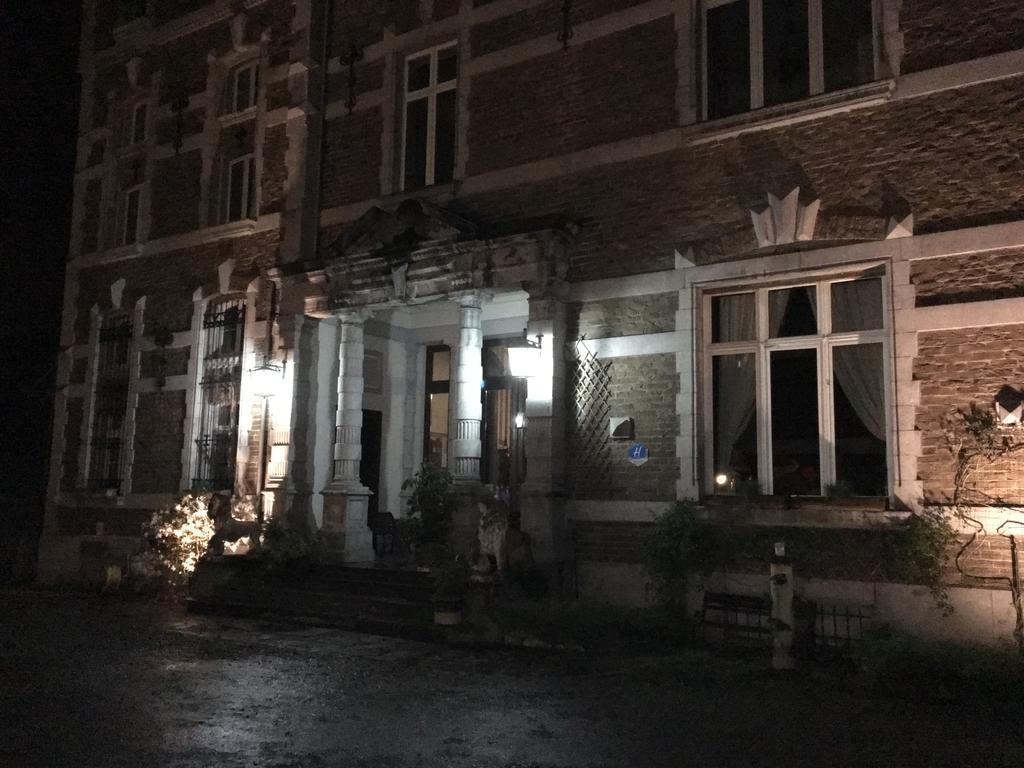 Hotel Chateau Bleu Trooz Exterior foto